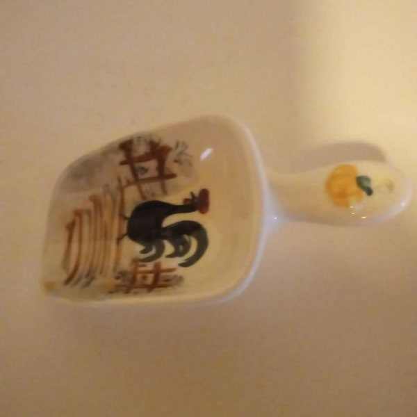 Vintage Ceramic Hand painted (Farm & Chicken SCENE) SCOOP