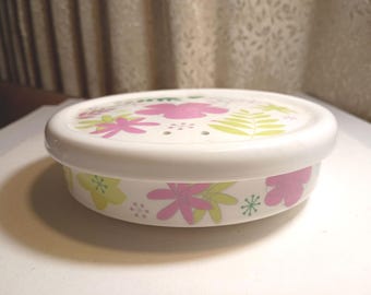 Round Ceramic Storage or Heating Bowl with Matching and Steam Release Holes on the Lid