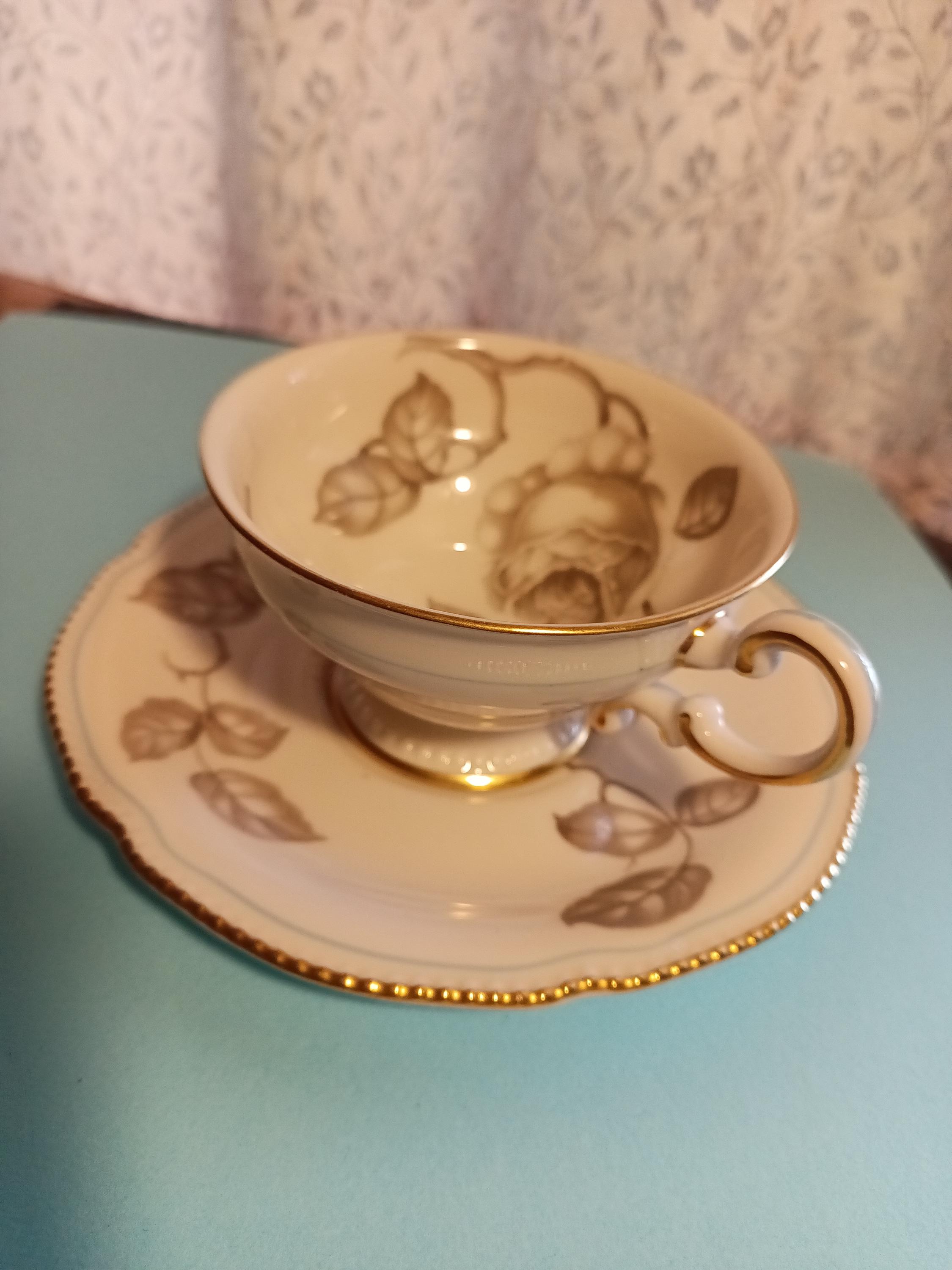 Castleton Gloria - Etsy