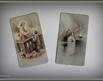 Set of 2 coloured vintage 1940 / 1950s catholic holy communion cards.