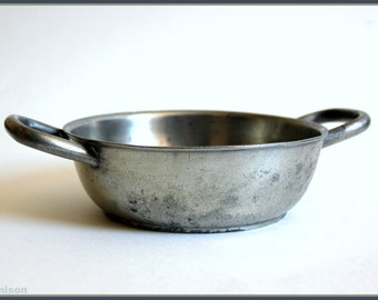 Early 1800s Continental pewter bowl, by Jean Baptist Duvivier.  Georgian porridge bowl.