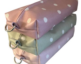 Baby Wipes Pouch/Cover/Wet wipe dispenser. Spotty Matt Oilcloth designs. Quality fabric.