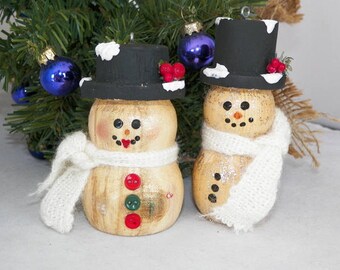 Christmas keepsake snowman couple hand crafted from driftwood, perfect for first Christmas