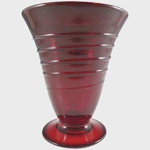 ホワイトフライアーズ #9296 ヴィンテージ ルビーレッド ガラス リボントレイル花瓶