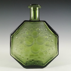 Riihimaki #1720 Riihimaen Green Glass Nanny Still &#39;Polaris&#39; Vase