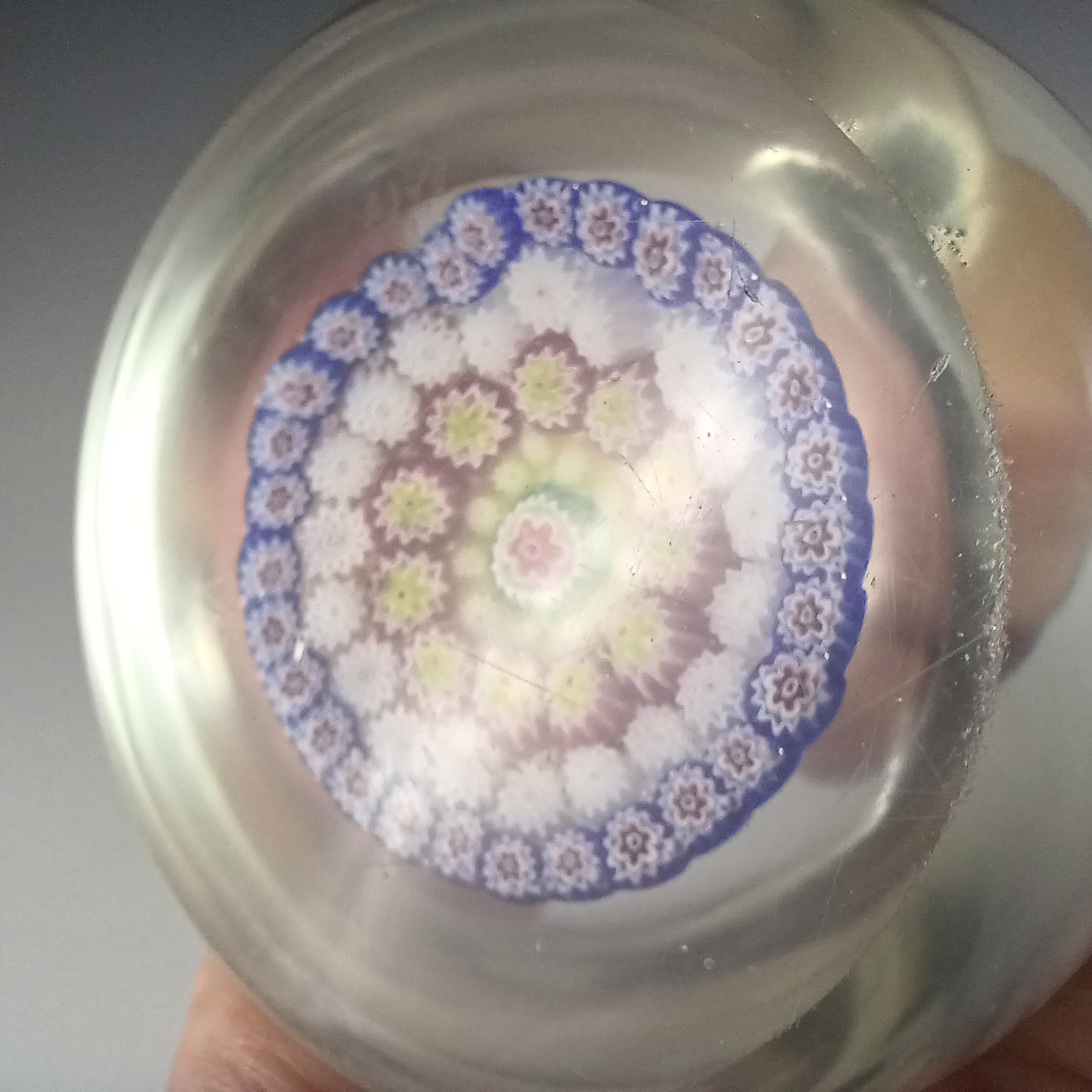 ムラーノ ヴィンテージ ブルー、ホワイト、ピンク、イエローの