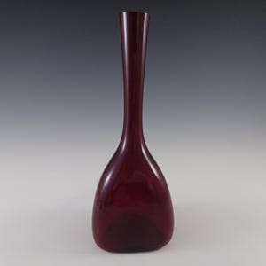 Elme Scandinavian Ruby Red Vintage Glass &#39;Three Sided&#39; Vase