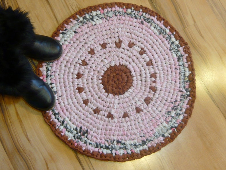 Download Round Rag Rug 24 Pink color Rag Rug Crochet Rug Bath | Etsy