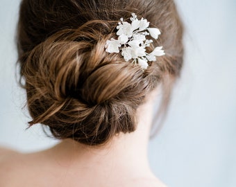 bridal hairpin set with beautiful handcrafted flowers and swarovski crystals. Perfect for both brides and bridesmaids, floral hairpin set