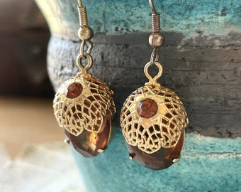 Pendientes colgantes vintage con forma de bellota / Diamante de imitación de topacio, filigrana de oro de los años 60