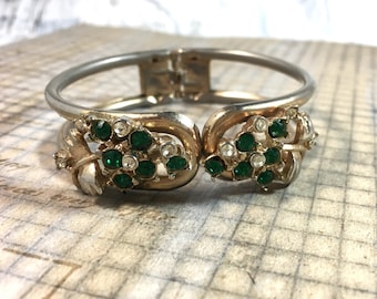 Vintage Strass Klemmvorrichtung Armband - grün Strass Trauben figürliche Armreif