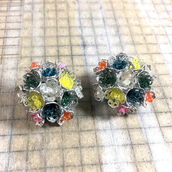 Beaded Cluster Earrings | Retro Clip Earrings | Hong Kong Midcentury Clip ons