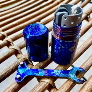 TiSurvival Exo Flame Titanium Lighter Blue Smoke