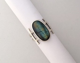 Labradorite Ring, Sterling Silver, Wandering Designs, Handmade, Silversmith Jewelry, Artisan Ring, Gemstone, Blue Flash Labradorite