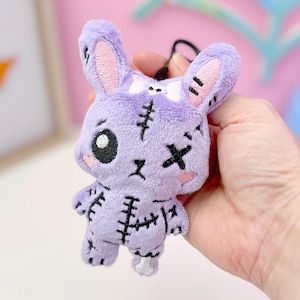 Dead Bunny Plush Bag Charm Keychain, Gurokawa Halloween Undead Rabbit Zipper Pull Backpack Charm Plushie, Spooky Pastel Goth Keychain Gift