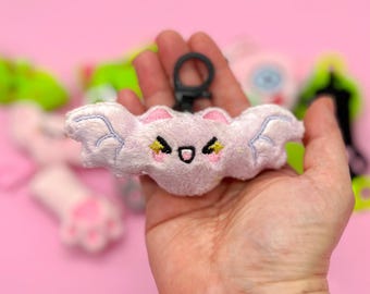 Brelok Pastel Goth Bat Kawaii Summerween, prezent dla nastolatka, dodatek do torebki na Halloween, pluszowy urok torby, przerażający, słodki urok plecaka