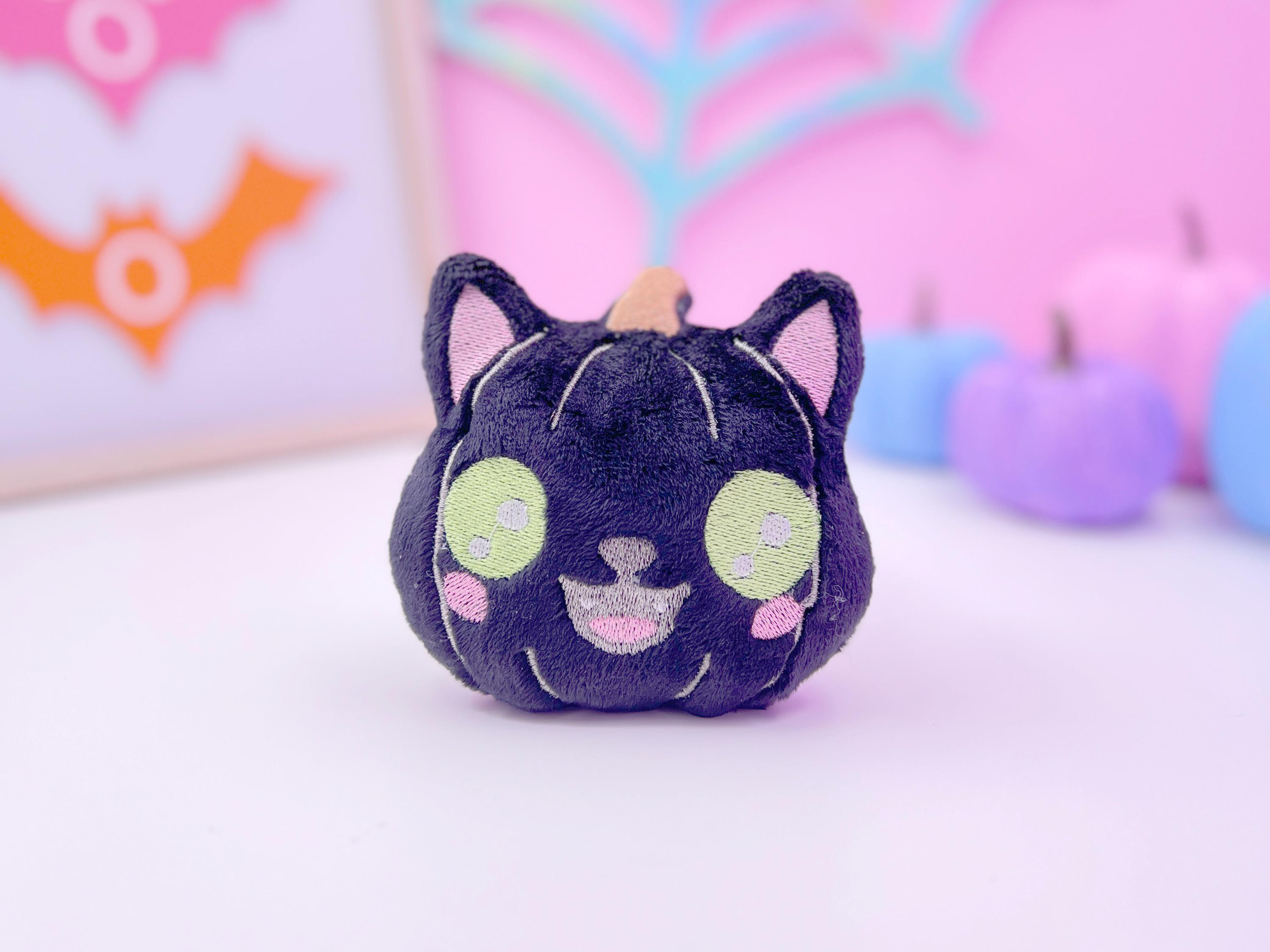 不気味で可愛い黒猫かぼちゃのぬいぐるみバッグチャーム、グロカワな