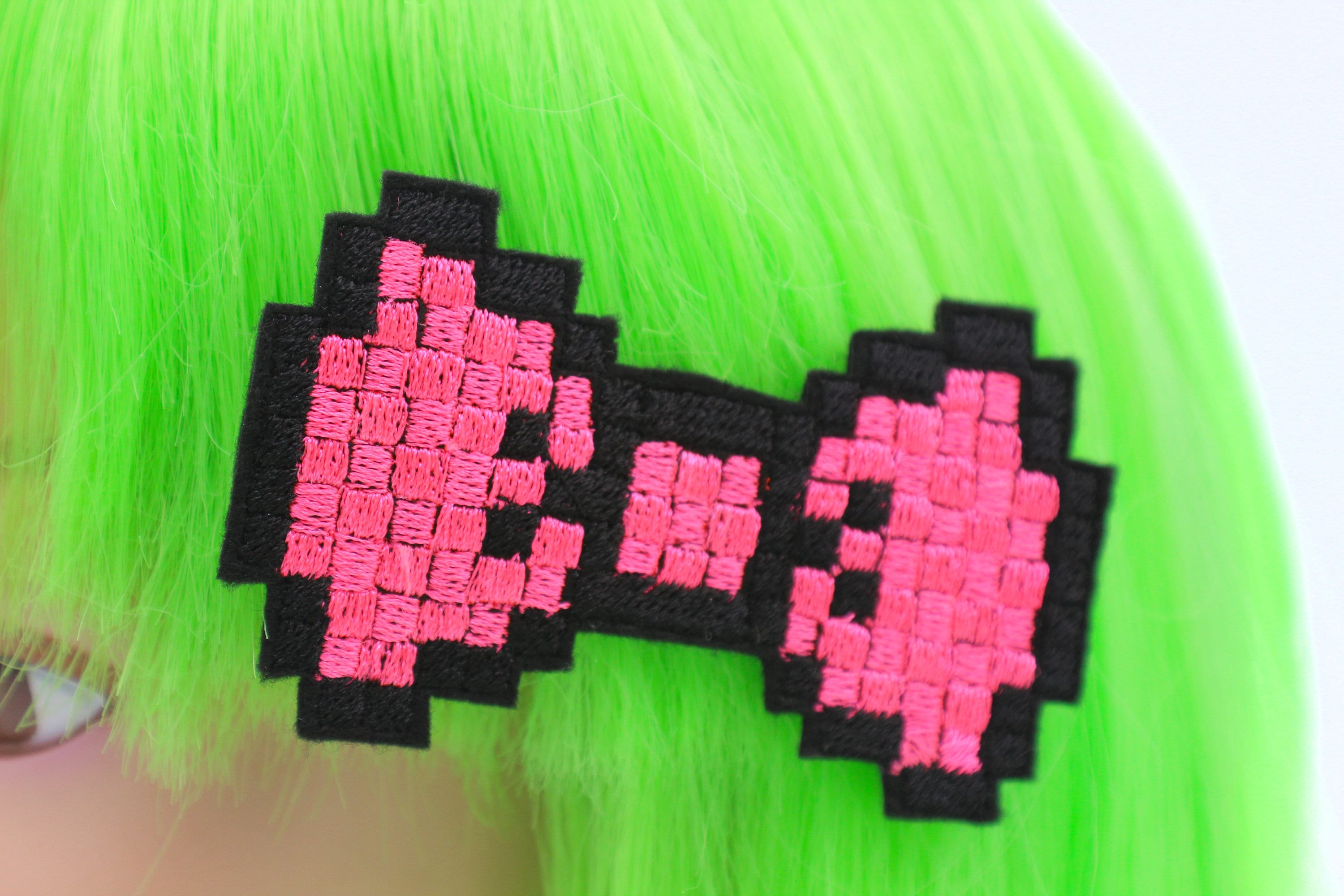 8 Bit Pixel Art Perler Bead Hair Clip Perlers Geek Bow Hairbow Hama Melty  Beads Retro Little Girl Hipster Gamer Funky Cute Barrette 