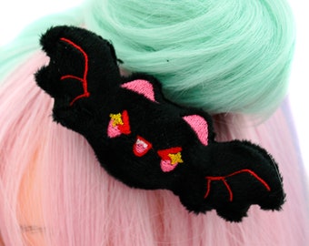 Fermaglio per capelli in peluche a forma di pipistrello vampiro di Halloween kawaii - Accessori gotici pastello - Abbigliamento super kawaii - Peluche kawaii - Animali di peluche carini
