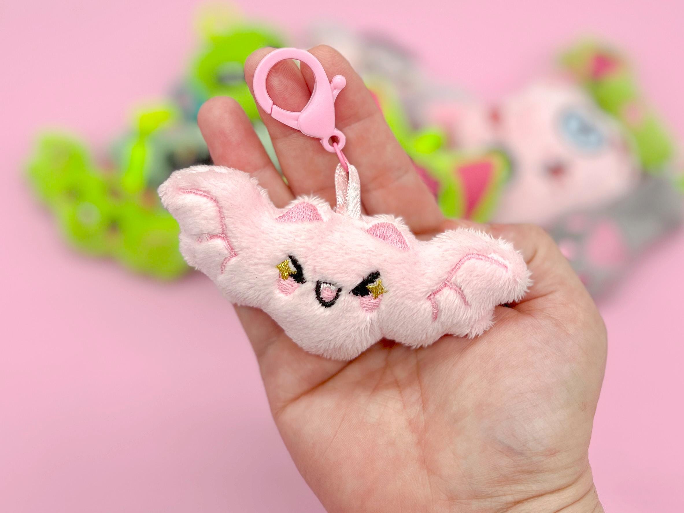 ハンドメイド★サテン&チュールコスチューム★ストラップ♡ぬいぐるみバッジ用 Kawaii Summerween Pastel Goth Bat Plush Bag Charm Keychain