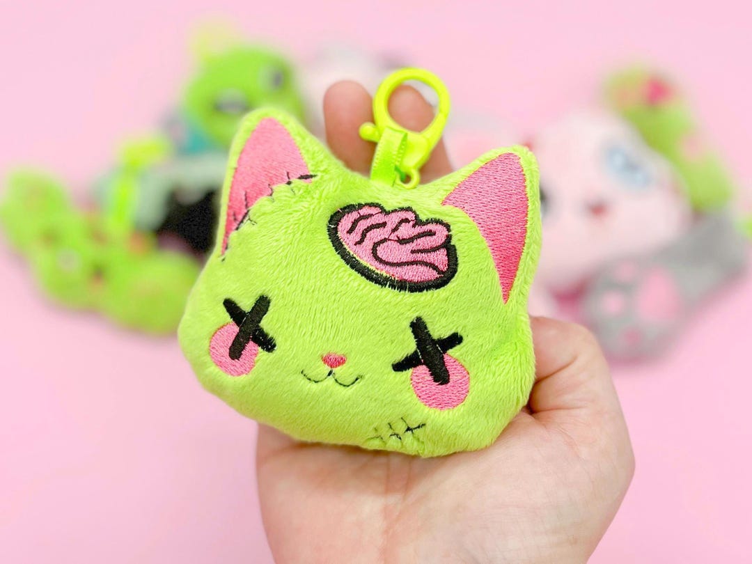 Creepy Cute Zombie Cat Plush Bag Charm, Gurokawa Halloween Undead