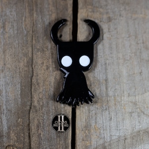 Hollow Knight Shade Pin, Soft Enamel Pin
