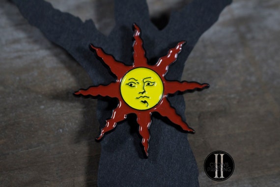 Dark Souls 1 2 3 Solaire Sunlight Shield Enamel Pin Figure Knight Praise the Sun 