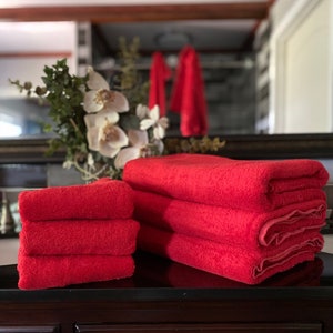 Red Bath Towel, Red Bath Towel Set, Cotton Bath Towels, Red Towel, Red Towel Sets, Monogrammed Towels, Towel Set for Kids, Christmas