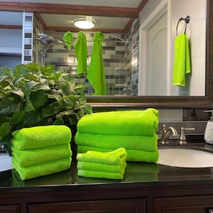 Lime green towels and bathmats shop