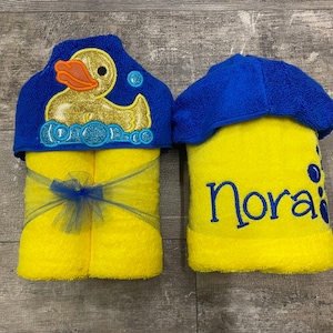 Duck Hooded Towel/ Rubber Ducky Hooded Towel/ Bath Hooded Towel/ Infant Hooded Towel/ Hooded Bath Towel/ Pool Towel/ Beach Towel