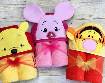 Piglet Hooded Towels for Kids, Winnie the Pooh Bath Towels for Kids, Disney Piglet Costume Children, Beach Towel, Pool Towel, Personalized