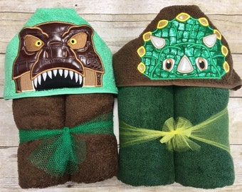 Dinosaur Hooded Towel/ Dinosaur Baby Shower/ Dinosaur Toddler Costume/ Dinosaur Blanket/ Dinosaur Birthday/ Dinosaur Party/ Dinosaur Hood