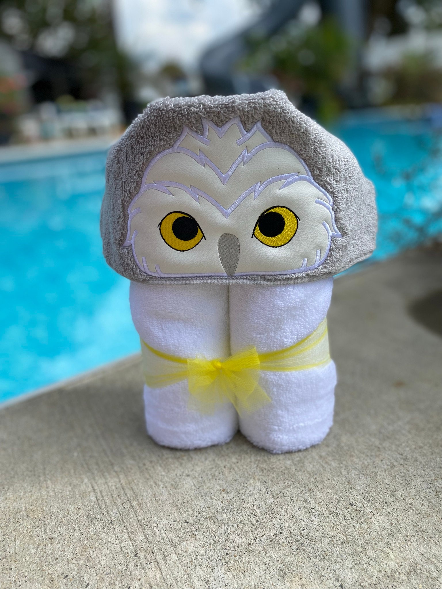 Personalized Oversized Owl Towel – Custom Name, 35"x70", Thick Cotton Blend For Beach, Pool & Bath