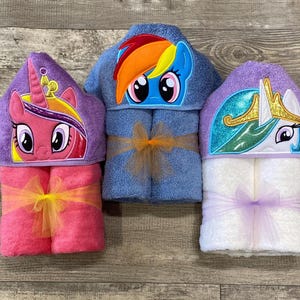 Princess Unicorn Hooded Towel/ Princess Pony Hooded Towel/ Unicorn Baby Shower Gift/ Princess Unicorn Birthday/ Princess Unicorn Party