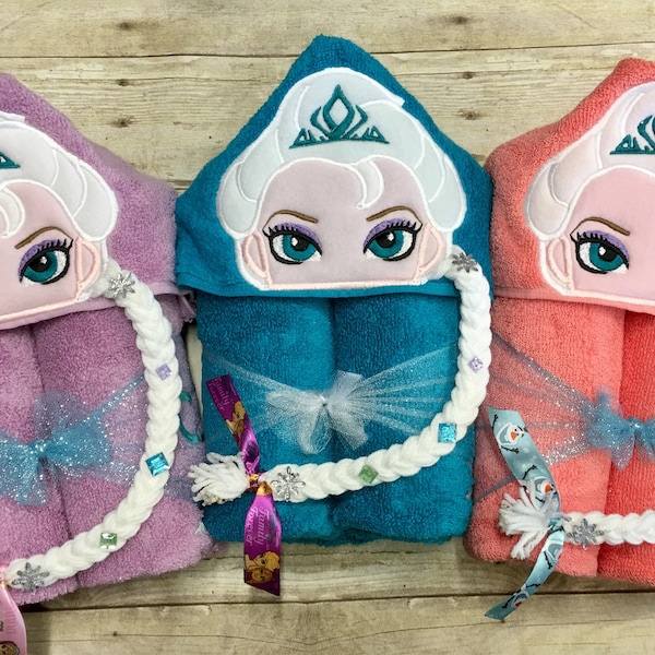 Handdoek met capuchon Ice Queen / handdoek met capuchon prinses / Snow Queen handdoek met capuchon / Cold Sisters handdoek met capuchon / Strandhanddoek / badhanddoek / gepersonaliseerd