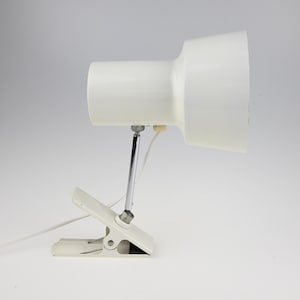 Vintage White Clip-On Lamp, Mid Century Desk Lamp, Metal Lamp, Table Lamp, Desk Lamp, Clip on Lamp, Mid Century Lamp, White Lamp