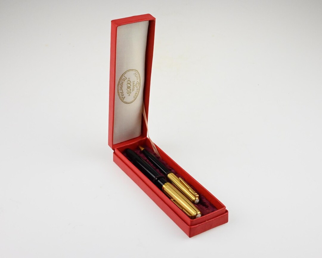 Soviet Writing Instruments Vintage USSR Pen & Mechanical Pencil Set, Black and Gold Soviet Writing ...
