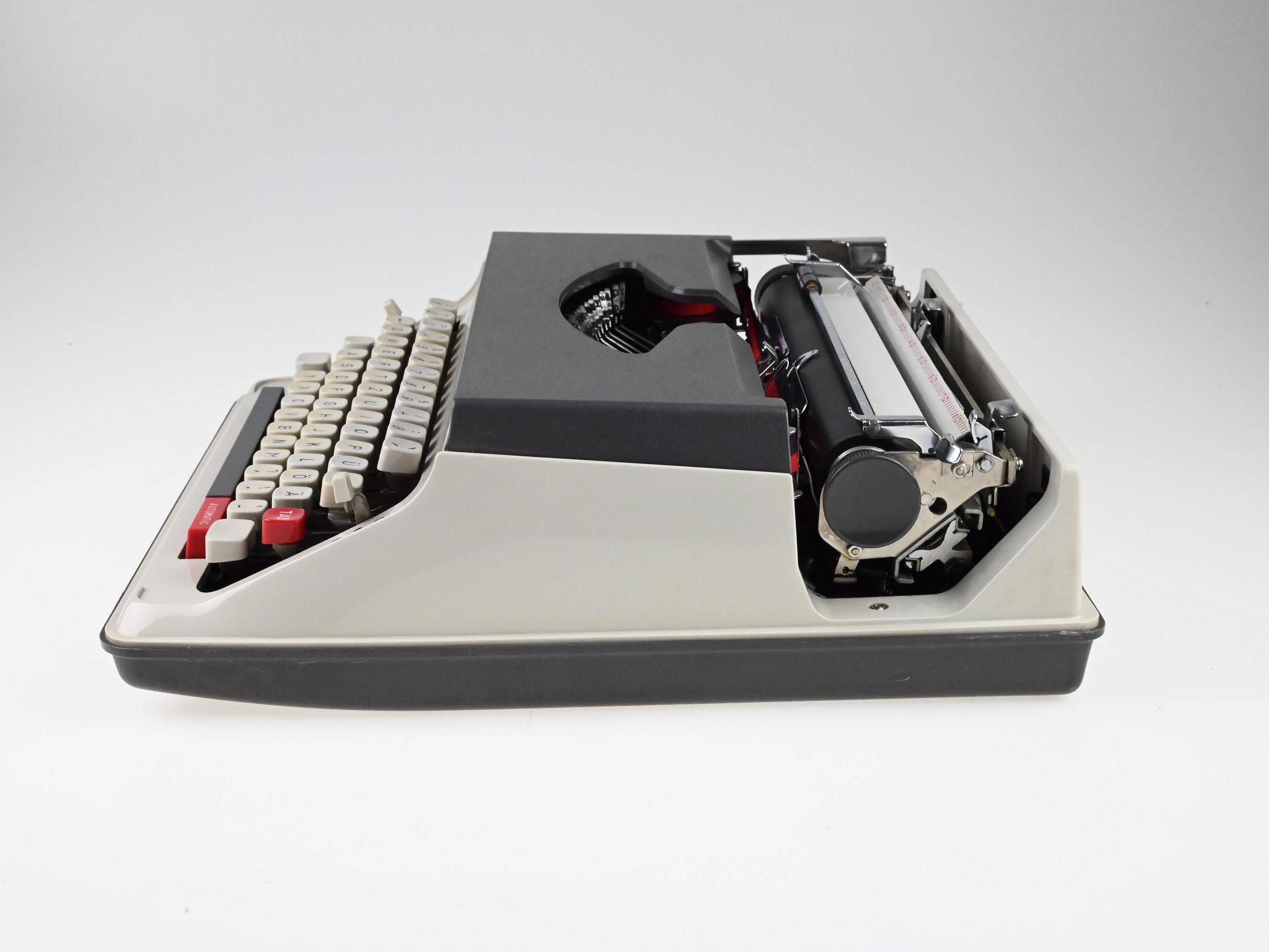 シェブロン ポータブル タイプライター ケース付き、レッド タイプ