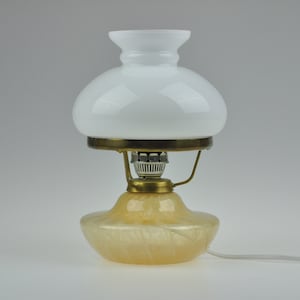 Tschechische Glas Elektrische Petroleumlampe, Vintage Lampe, Petroleumlampe, Antike Lampe, Elektrische Petroleumlampe, Glaslampe, Vintage Petroleumlampe
