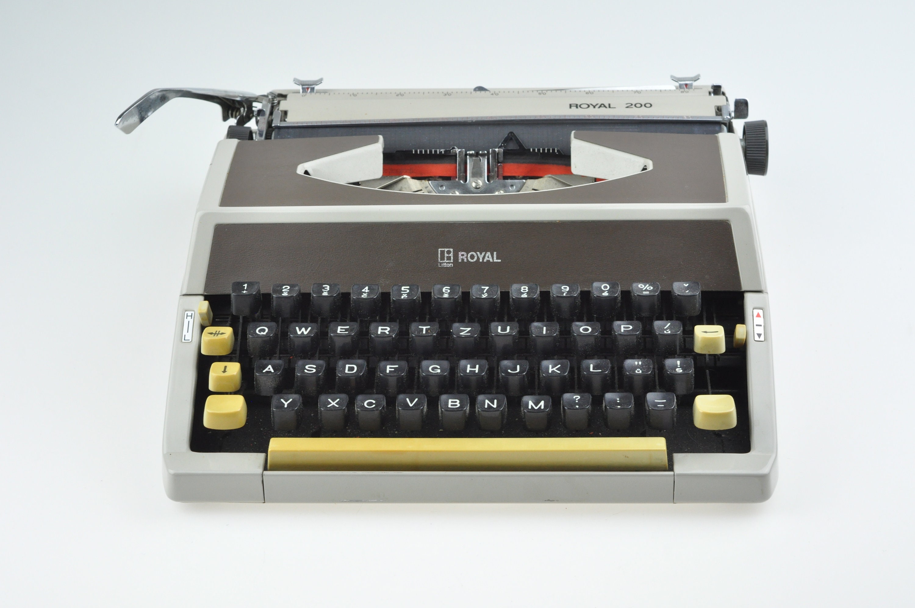 ロイヤル POYAL ポータブルタイプライター200 ROYAL PORTABLE ロイヤルタイプライター ポータブル
