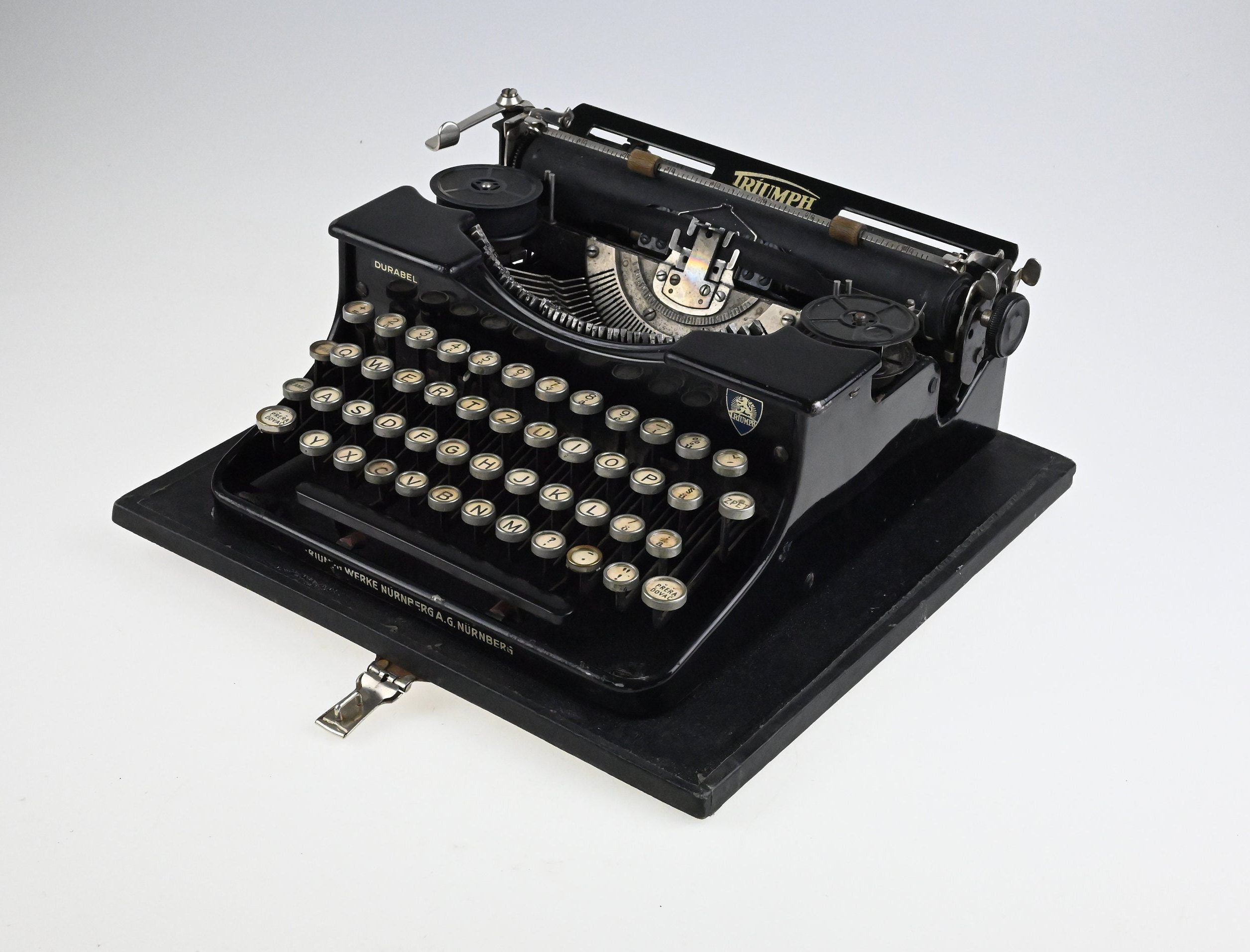 Vintage Triumph Portable Typewriter, German Working Typewriter
