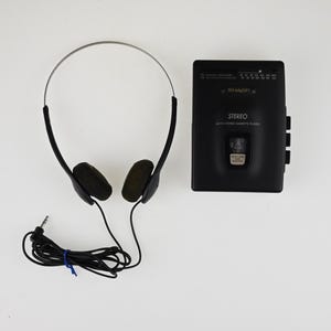 Vintage Sharp JC-190 Portable Cassette Player, Sharp Walkman, Vintage Walkman, Cassette Player, Retro Walkman, Walkman Collection
