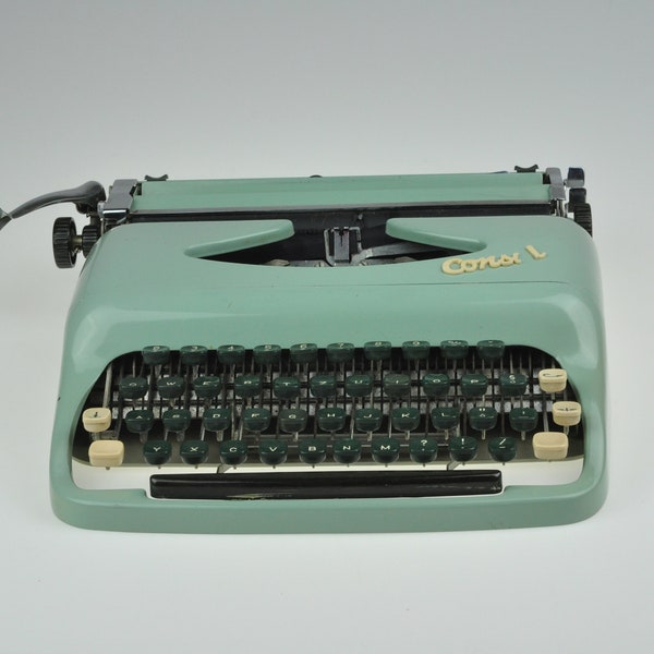 1960 Consul Working Typewriter, Portable Typewriter, Vintage Typewriter, Blue Typewriter, Manual Typewriter, Vintage Office, Modernist