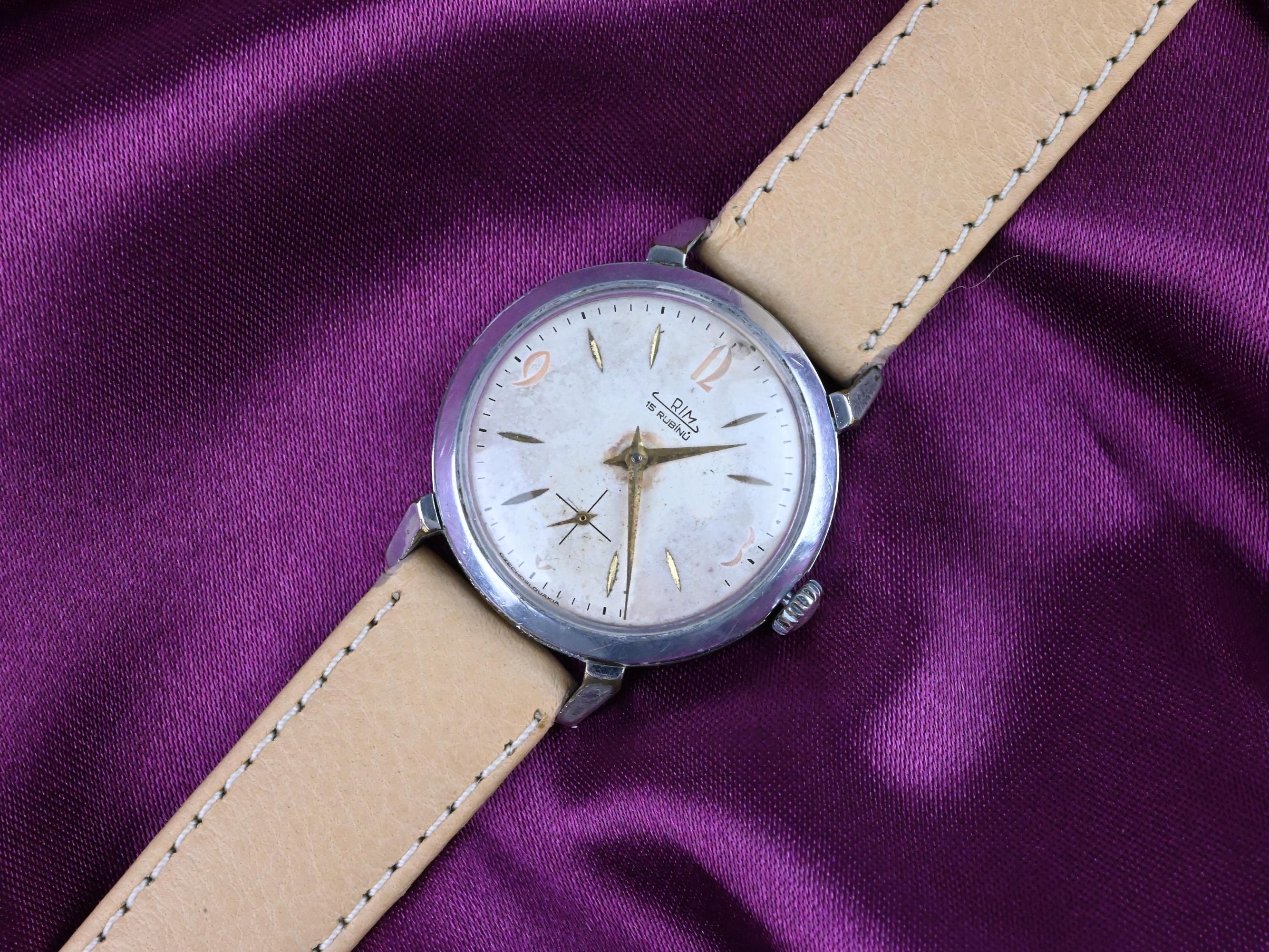 Prim watch - Etsy 日本