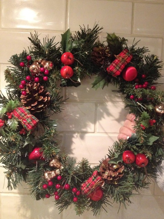Items similar to Christmas Wreath on Etsy