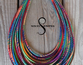 HAPPY HOLI #5 Kette / Tribal / Hippie / Boho / lebendig / fadengewickelt / Regenbogen