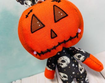 keychain, pumpkin doll, halloween, bag charm, gothic keychain , halloween keychain, creepy keychain, Bag Charm for Backpack