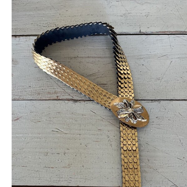 Vintage gold metal fish scale stretchy belt