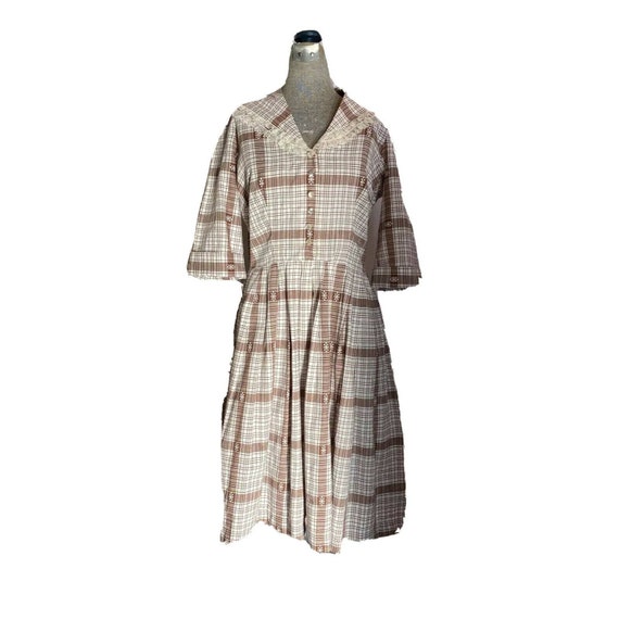Vintage 40s Brown and White Plaid Day Dress Lace C