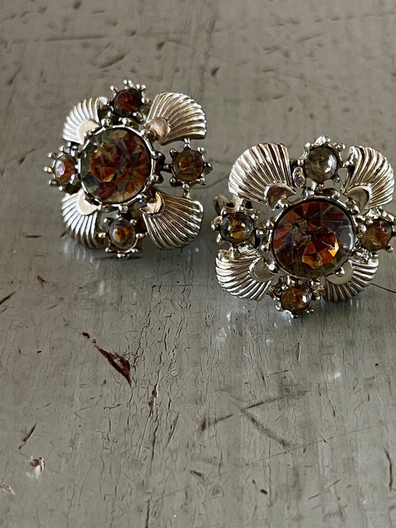 Vintage Coro Clip on earrings Flower Cluster